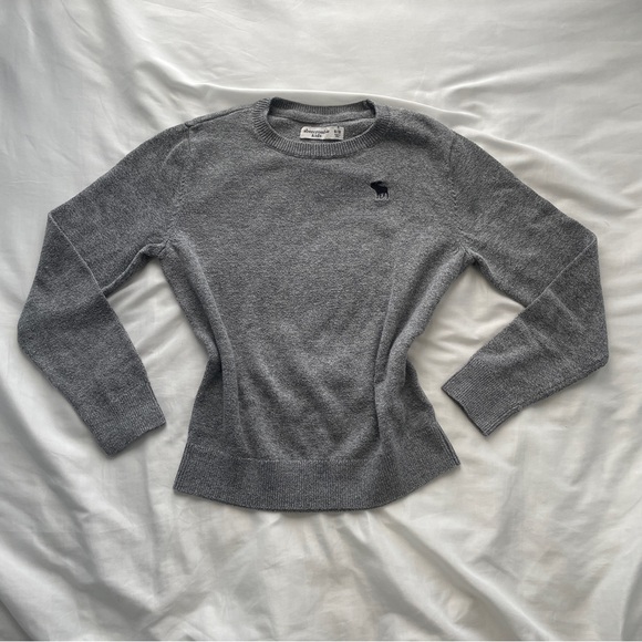 A&FITCH grey knit long sleeve crew neck sweater - Picture 2 of 5